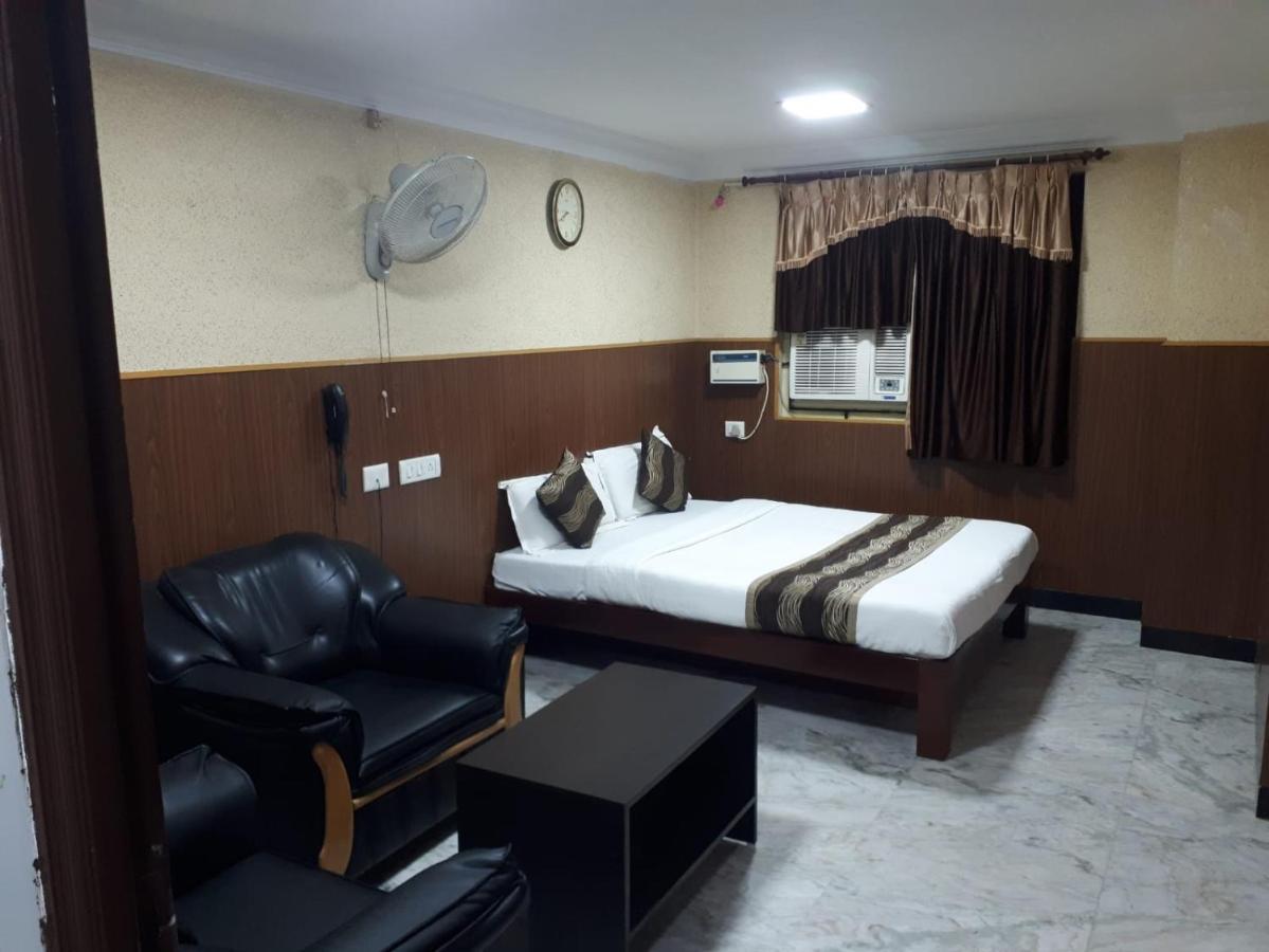 Rmc travellers inn Chennai Extérieur photo
